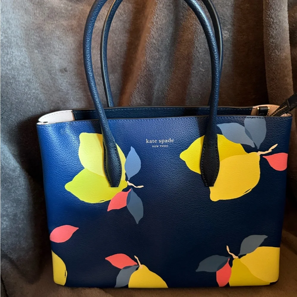 kate spade navy tote with yellow lemon print and coral accents - Picture 1 of 1